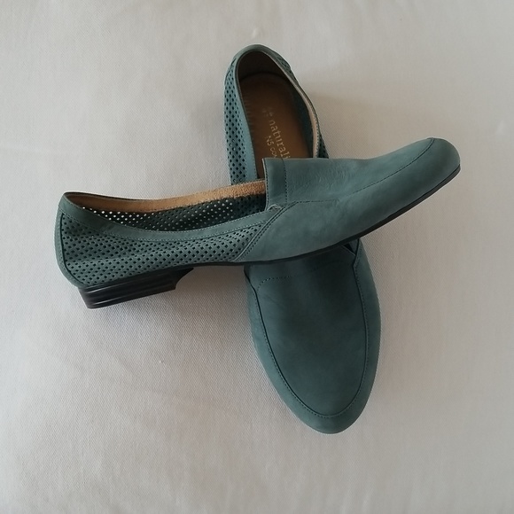 Spring loafers brand new no tags - Picture 2 of 3